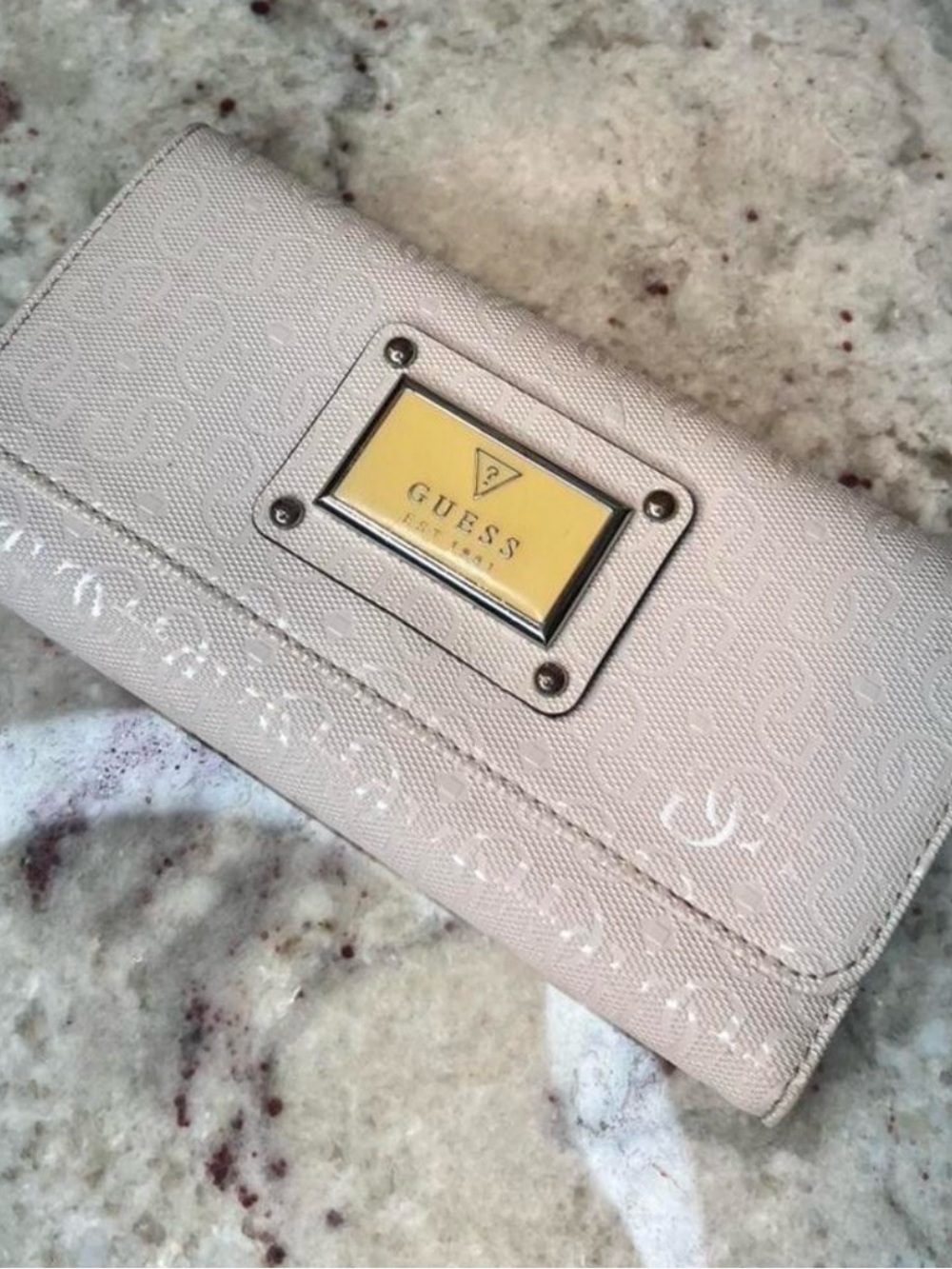GUESS Cream Logo-Embossed Wallet with Gold Plaque